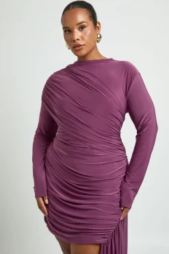 Robe Moulante Courte Grande Taille À Manches Longues Avec Détail Drapé Et Fronces