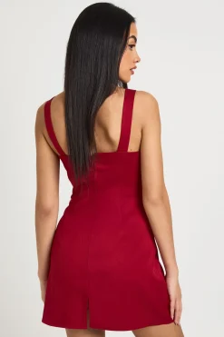 Robe Moulante à Décolleté Plongeant et Bretelles