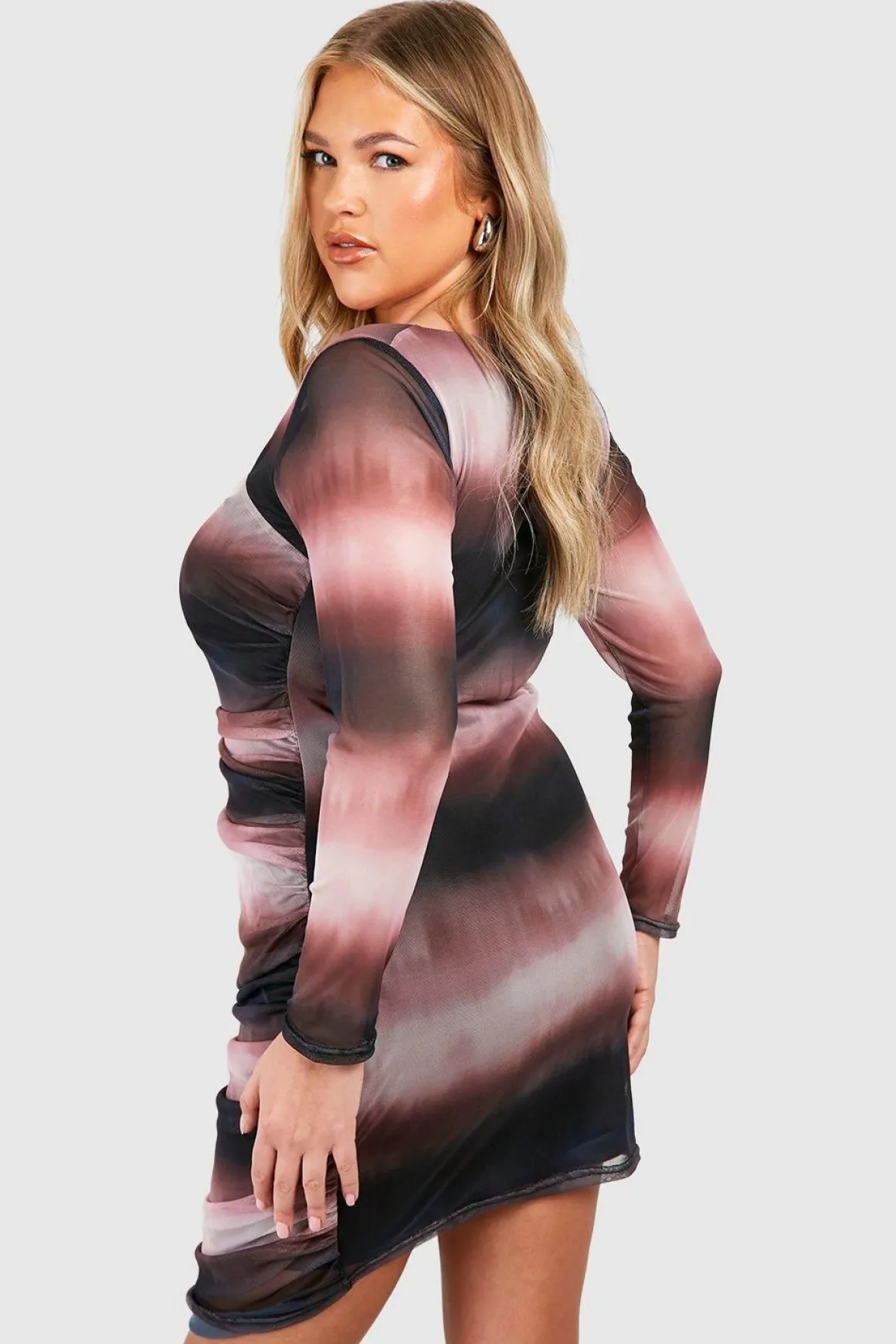 Robe moulante en mesh imprimé grande taille
