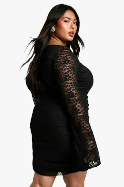 boohoo Robe Moulante Froncée En Dentelle Mesh Grande Taille<Femme Robes Moulantes|Satin Et Dentelle