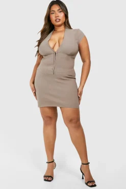 boohoo Robe moulante grande taille corset avec crochets et œillets<Femme Robes Corset|Robes Moulantes