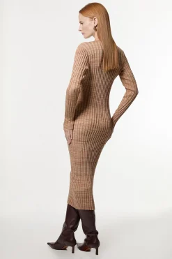 Robe Moulante Tricotée Côtelée à Fil Torsadé avec Détail Zip