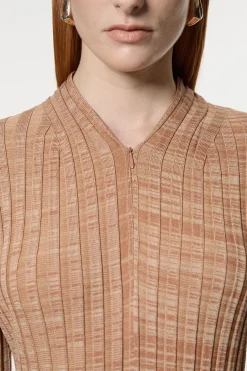Robe Moulante Tricotée Côtelée à Fil Torsadé avec Détail Zip