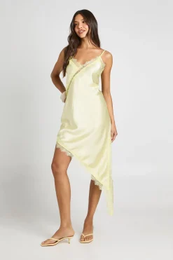 Robe Nuisette Asymétrique En Satin Et Dentelle