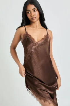 Robe Nuisette Asymétrique En Satin Et Dentelle