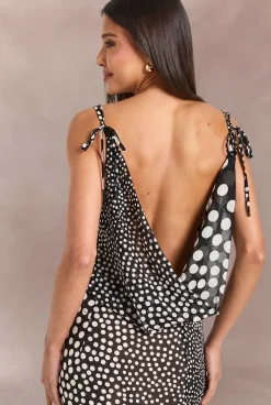 Robe Nuisette À Bretelles Avec Encolure Drapée À Pois