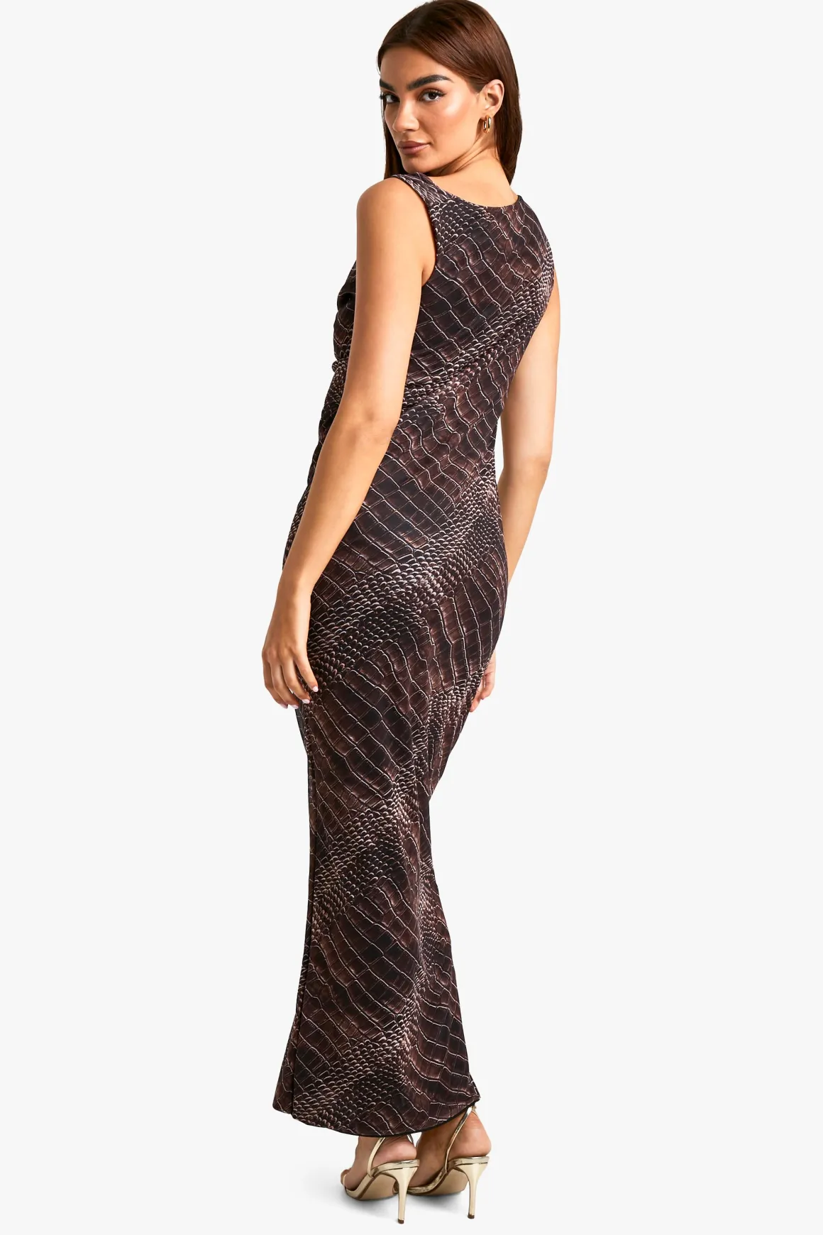 Robe nuisette croco à col bénitier