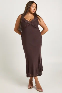 Robe Nuisette en Dentelle Plus