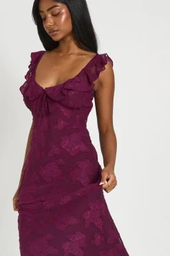 boohoo Robe Nuisette Longue À Bretelles Volantées Effet Dévoré<Femme Toutes Les Robes|Robes Patineuses