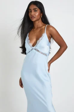 boohoo Robe Nuisette Longue En Satin Et Dentelle<Femme Satin Et Dentelle|Robes Bal De Promo