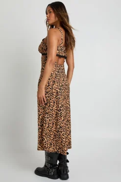 Robe nuisette mi-longue en motif léopard à col en V et garniture en dentelle