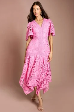 Robe à Ourlet Mouchoir en Dentelle Appliquée