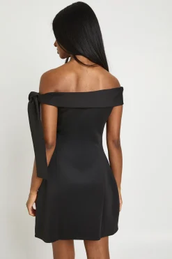 boohoo Robe Patineuse Bardot Avec Détail Nœud Aux Épaules<Femme Robes Patineuses|Robes