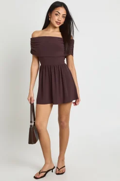 boohoo Robe Patineuse Bardot En Tissu Extensible<Femme Looks Chocolat|Robes Patineuses