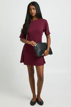 boohoo Robe Patineuse Basique À Manches Courtes En Jersey Supersoft<Femme Robes Patineuses|Basiques