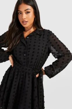 boohoo Robe Patineuse Ceinturée Dobby Petite Taille<Femme Robes Patineuses|Robes À Manches Longues