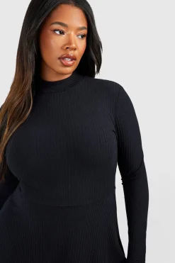 boohoo Robe patineuse à col montant en côtes extra-douces<Femme Robes Patineuses|Robes À Manches Longues