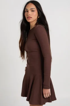 Robe Patineuse Côtelée à Ourlet Asymétrique