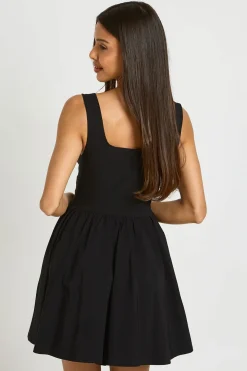 Robe Patineuse En Bengaline Avec Agrafes Et Œillets