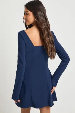 boohoo Robe Patineuse en Bengaline à Encolure Carrée et Taille Froncée<Femme Robes Courtes|Robes Patineuses