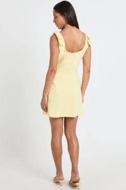 Robe Patineuse À Encolure Carrée Et Bretelles Nouées