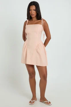 Robe Patineuse En Lin Avec Bretelles À Nouer