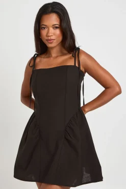 Robe Patineuse En Lin À Épaules Nouées