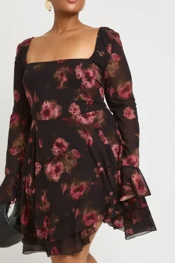 boohoo Robe Patineuse en Mousseline à Imprimé Floral Plus<Femme Looks Chocolat|Robes Patineuses