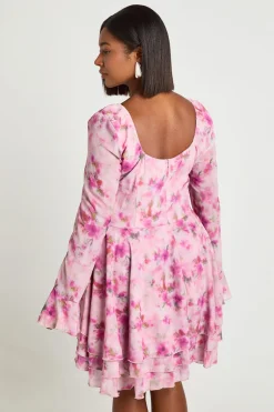 boohoo Robe Patineuse En Mousseline À Imprimé Floral Grande Taille<Femme Robes Patineuses|Robes À Manches Longues