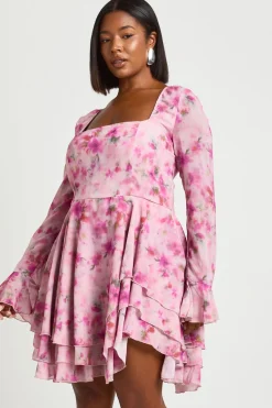 boohoo Robe Patineuse En Mousseline À Imprimé Floral Grande Taille<Femme Robes Patineuses|Robes À Manches Longues