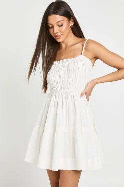 boohoo Robe Patineuse Froncée Aspect Lin<Femme Robes Patineuses|Robes