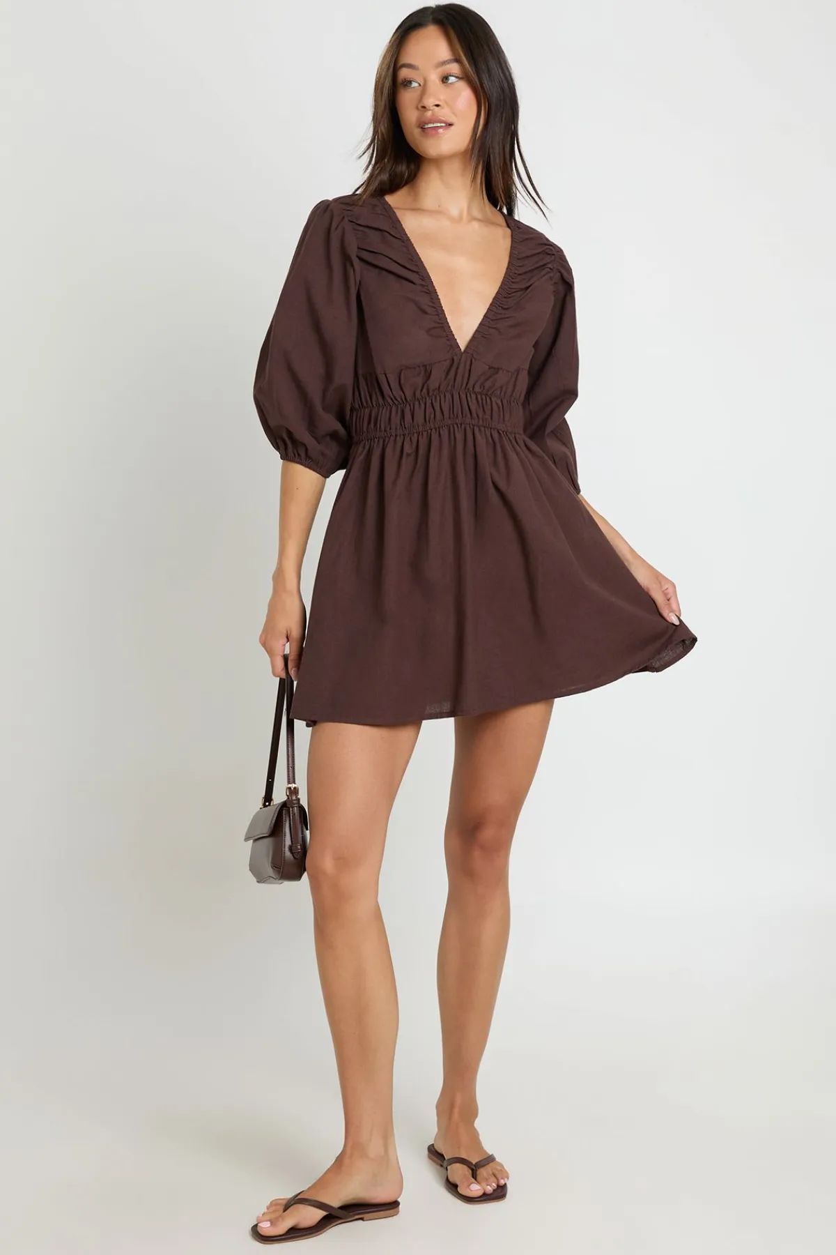 boohoo Robe Patineuse Froncée À Manches Volumineuses Effet Lin Pour Grande Taille<Femme Toutes Les Robes|Robes