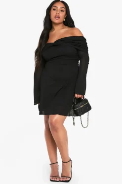 Robe patineuse grande taille à détails torsadés et ruchés