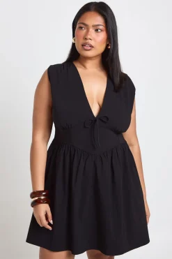 boohoo Robe Patineuse Grande Taille À Décolleté Plongeant En Bengaline<Femme Robes Patineuses|Robes