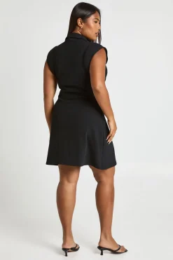 Robe patineuse grande taille à fronces sur le côté et bouton doré