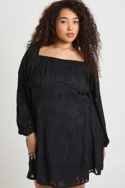 Robe Patineuse Grande Taille en Mousseline Dévorée Style Laitière