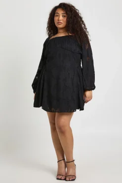 Robe Patineuse Grande Taille en Mousseline Dévorée Style Laitière