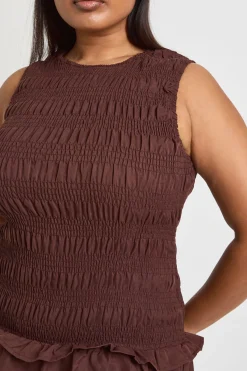 boohoo Robe Patineuse Grande Taille Col Nageur À Fronces<Femme Looks Chocolat|Robes Patineuses