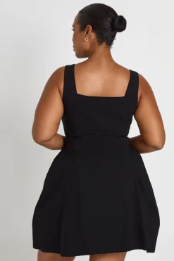 Robe Patineuse Grande Taille À Encolure Carrée Froncée