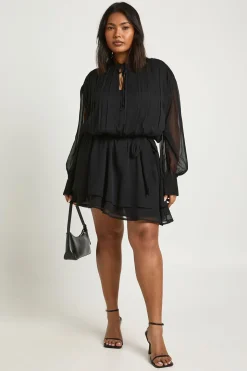 Robe Patineuse Grande Taille en Mousseline à Volants Blouson avec Ceinture Nouée