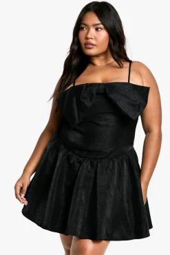 Robe patineuse grande taille avec détails de nœud et bretelles