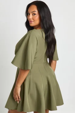 Robe patineuse à jupe plissée Plus