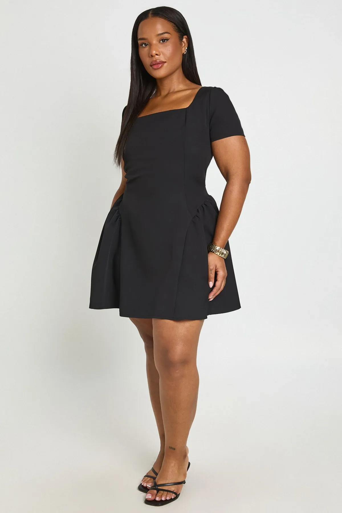 boohoo Robe Patineuse À Manches Bouffantes Grande Taille<Femme Robes Patineuses|Robes
