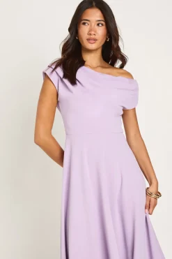 boohoo Robe Patineuse Midi En Crêpe Jersey À Épaules Drapées<Femme Robes Mi-Longues|Robes Patineuses