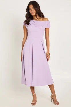 boohoo Robe Patineuse Midi En Crêpe Jersey À Épaules Drapées<Femme Robes Mi-Longues|Robes Patineuses