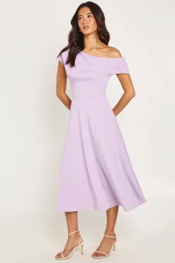 boohoo Robe Patineuse Midi En Crêpe Jersey À Épaules Drapées<Femme Robes Mi-Longues|Robes Patineuses