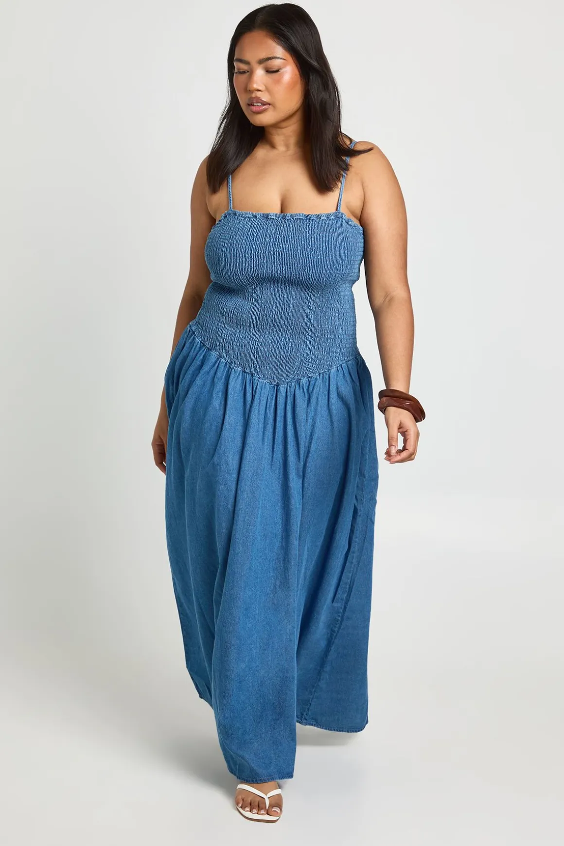 Robe Patineuse Mi-longue Grande Taille En Chambray À Smocks