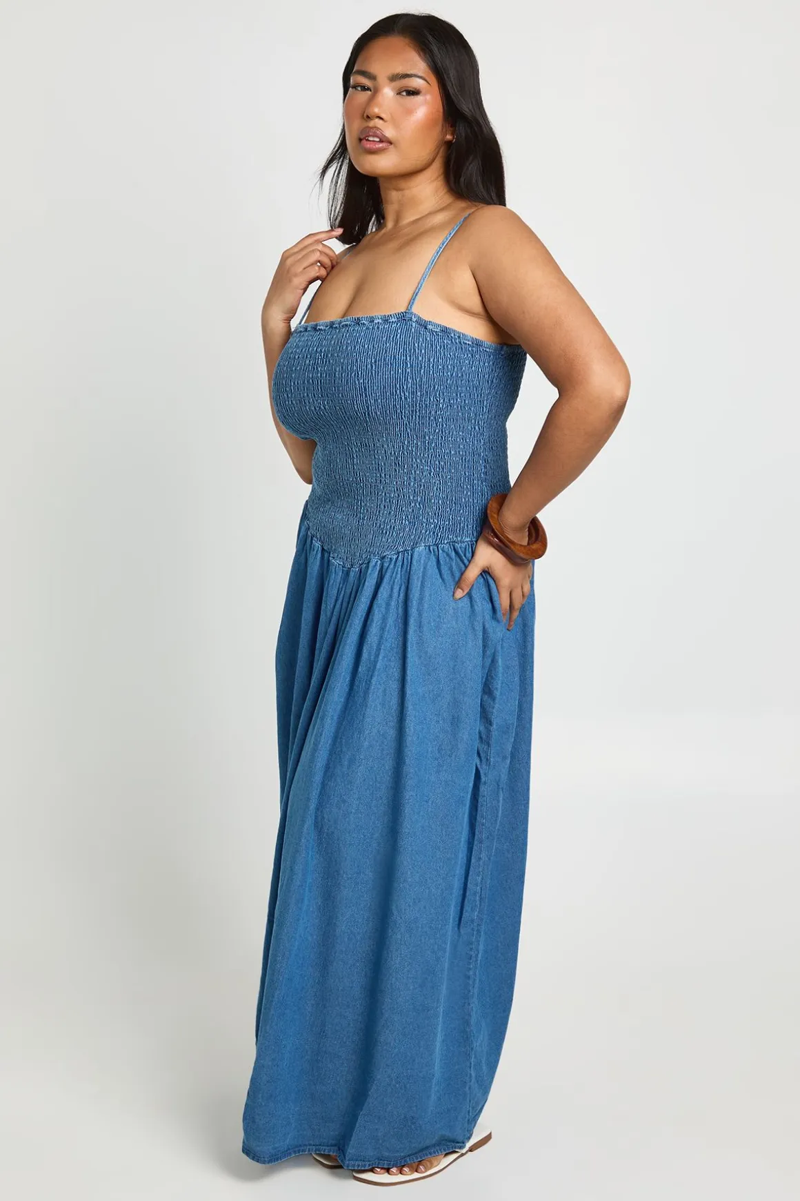 Robe Patineuse Mi-longue Grande Taille En Chambray À Smocks
