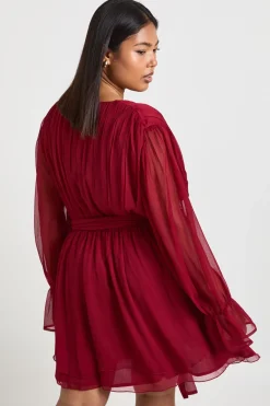 boohoo Robe Patineuse Mini Grande Taille en Mousseline à Manches Bouffantes et Ceinture Nouée<Femme Robes Patineuses|Robes À Manches Longues