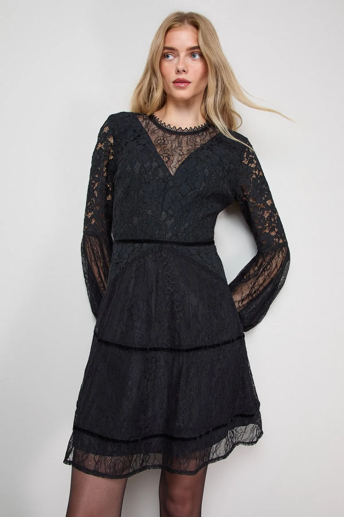Oasis Robe Patineuse Mini à Manches Ballon en Mélange Mesh et Dentelle<Femme Satin Et Dentelle|Robes Patineuses